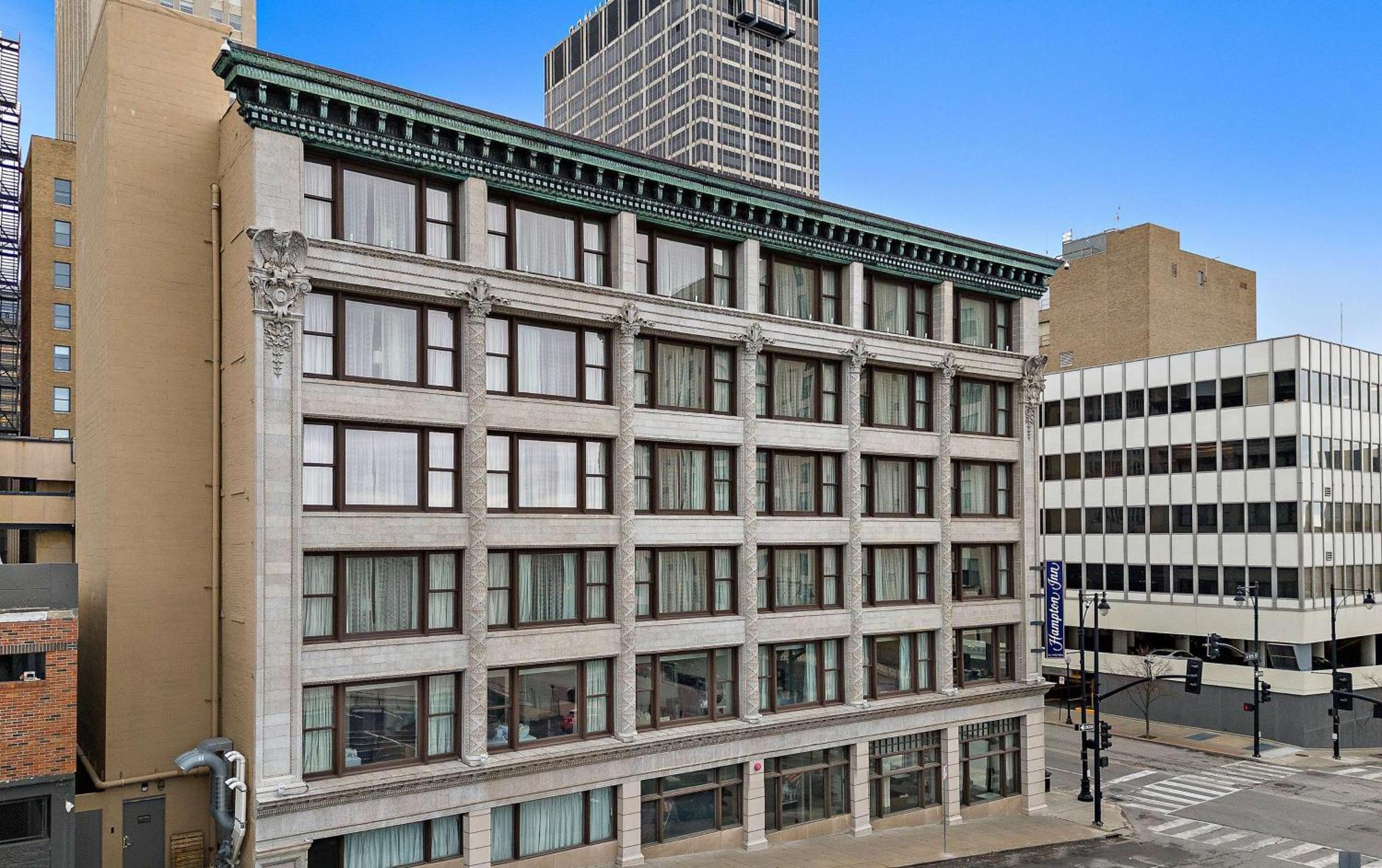 Hampton Inn Kansas City - Downtown Financial District Экстерьер фото