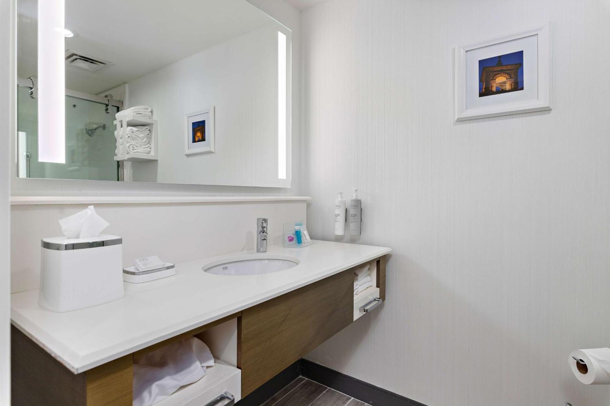 Hampton Inn Kansas City - Downtown Financial District Экстерьер фото