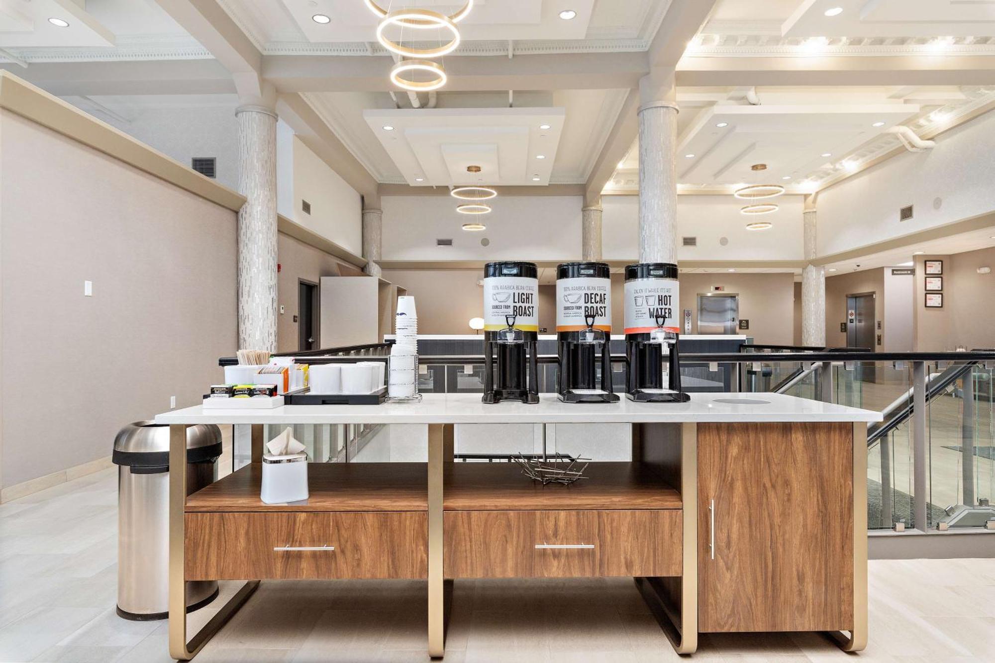 Hampton Inn Kansas City - Downtown Financial District Экстерьер фото