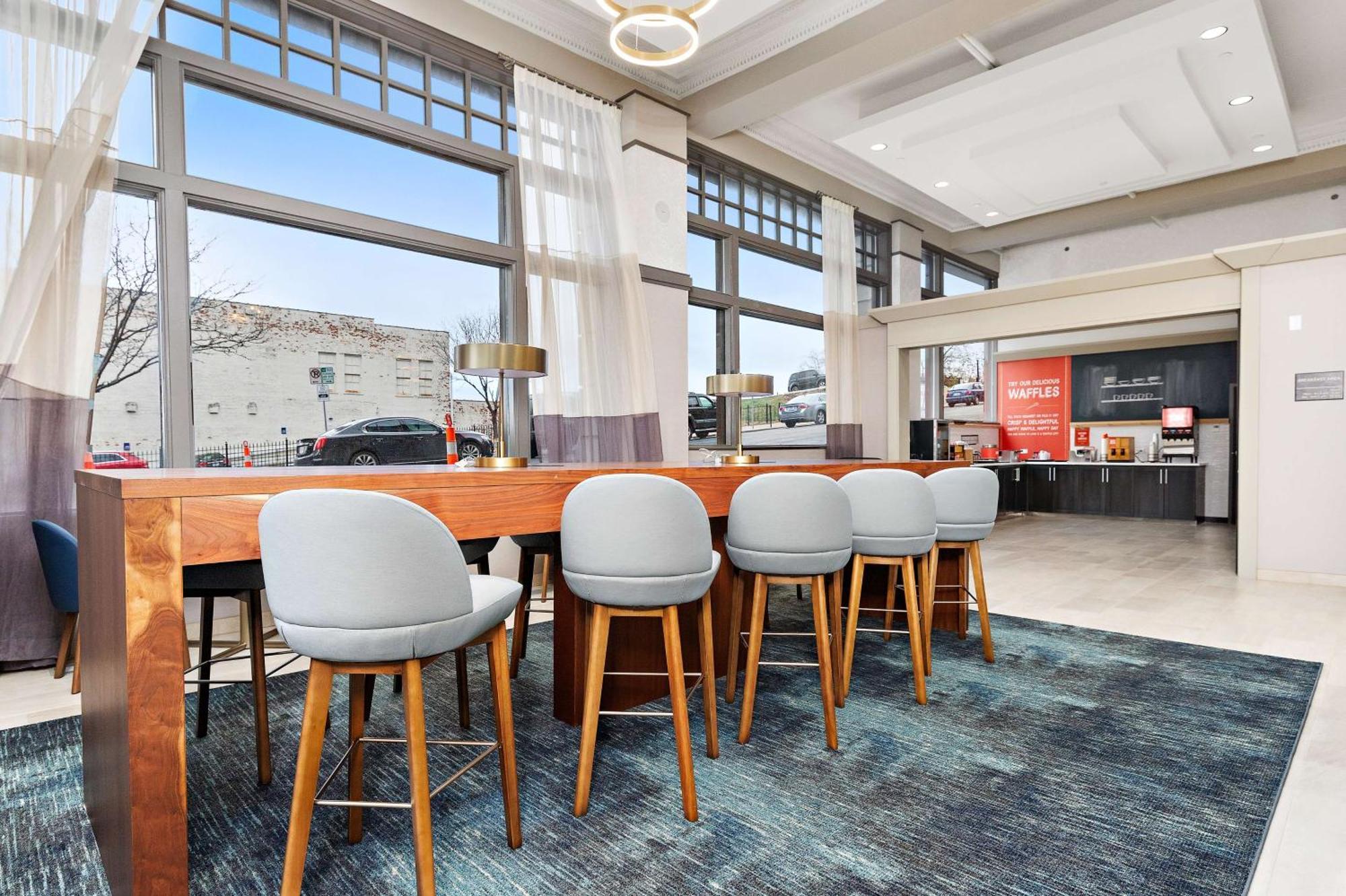 Hampton Inn Kansas City - Downtown Financial District Экстерьер фото
