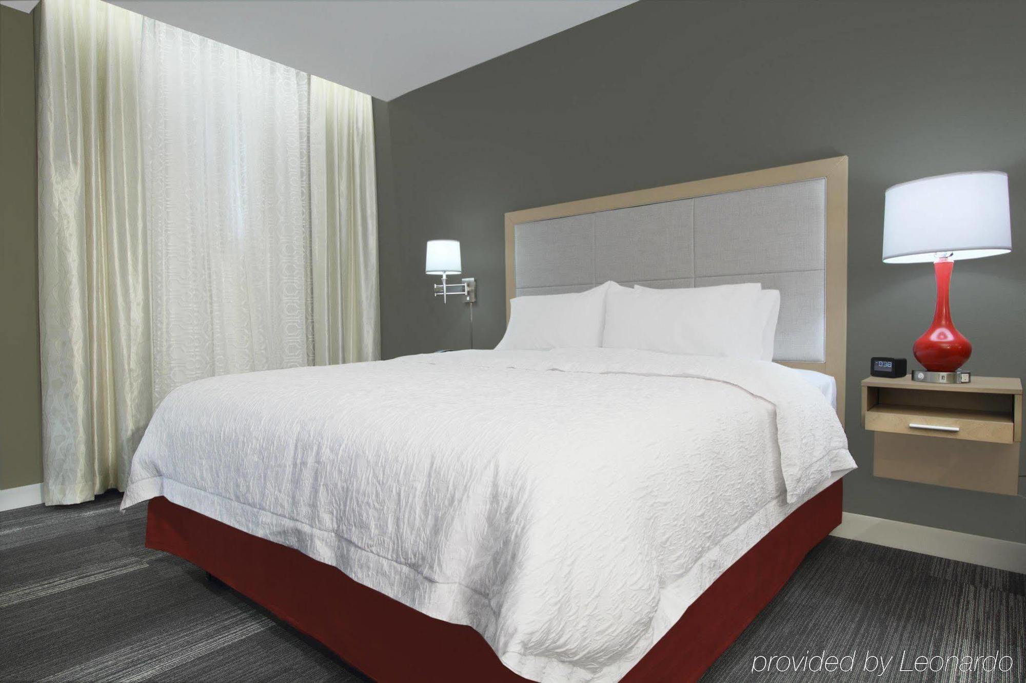 Hampton Inn Kansas City - Downtown Financial District Экстерьер фото
